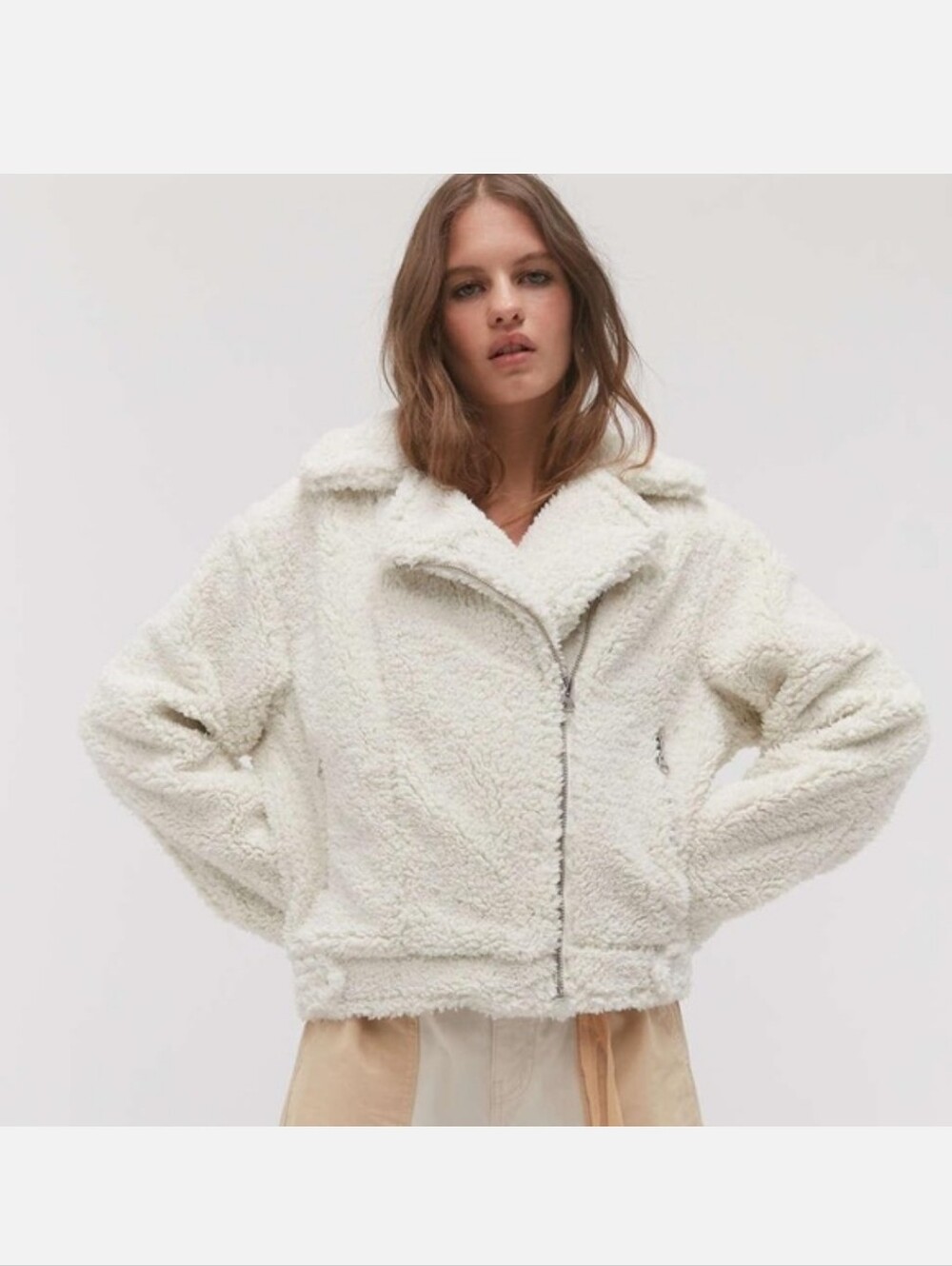 Urban Outfitters Cream Teddy Sherpa Zip Up Bomber Jacket - Never Worn